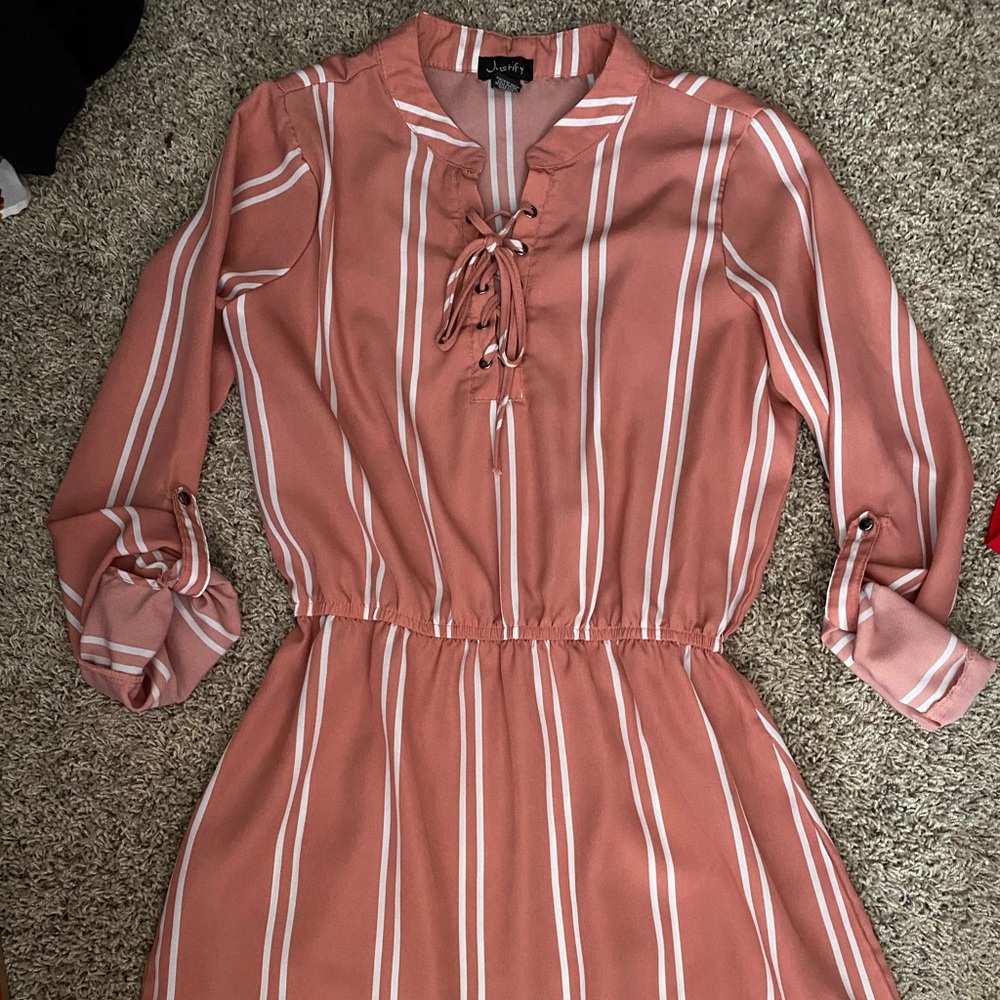 Thigh-length dress